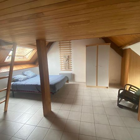 Le Penty Yvi Villa Saint-Ave Exterior photo